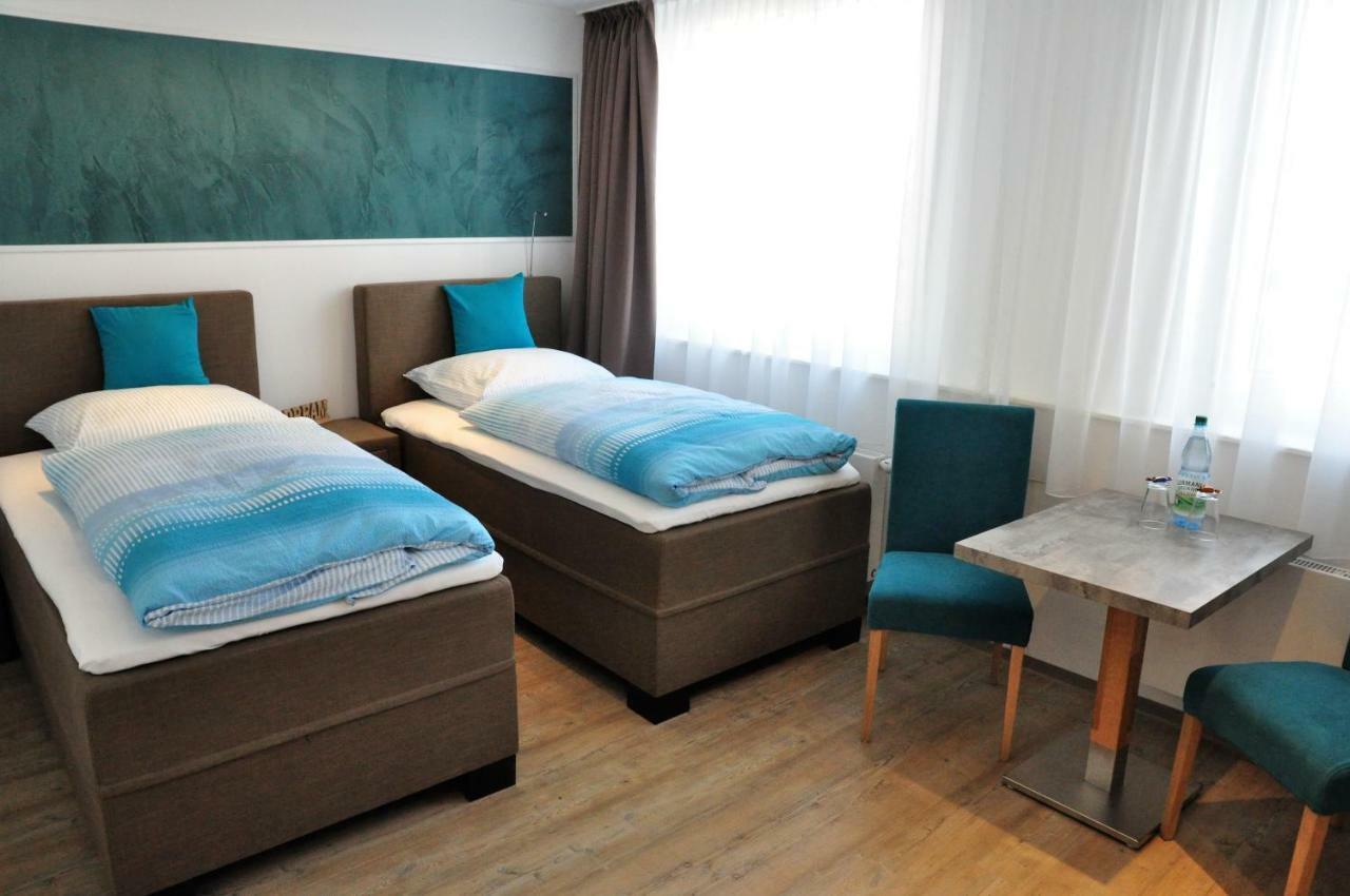 Apartments Am Freizeitpark Kriftel Екстер'єр фото